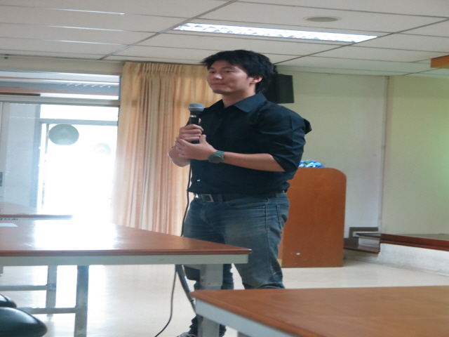 resize IMG 2300